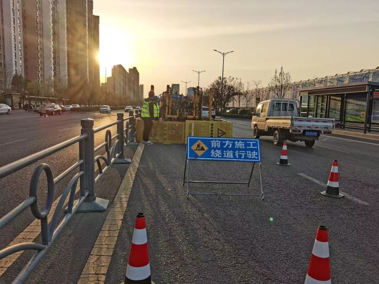 static/picture/1市区道路快速化改造城市内环项目启动地质勘察工作3.jpg